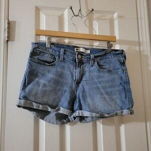 sz 30 Levi jean shorts